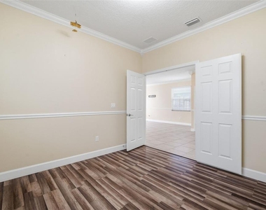 6926 Old Benton Drive - Photo Thumbnail 17