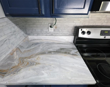 1500 Laurel Circle - Photo Thumbnail 6