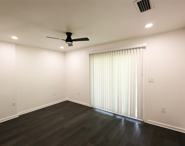 1500 Laurel Circle - Photo Thumbnail 20