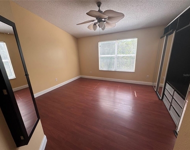 6229 Osprey Lake Circle - Photo Thumbnail 12