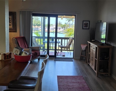 511 Plaza Seville Court - Photo Thumbnail 8