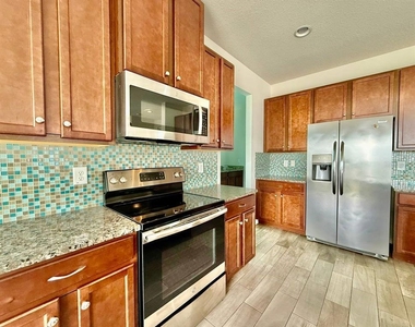 14112 Poke Ridge Drive - Photo Thumbnail 13
