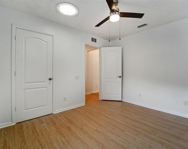19111 Fern Meadow Loop - Photo Thumbnail 21