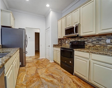 19111 Fern Meadow Loop - Photo Thumbnail 12