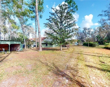 19803 Reading Road - Photo Thumbnail 3