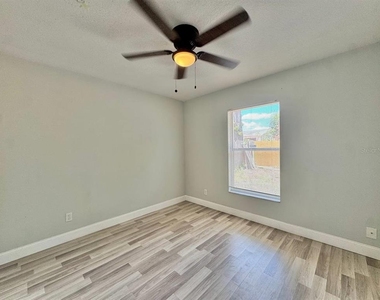 3212 E Emma Street - Photo Thumbnail 21