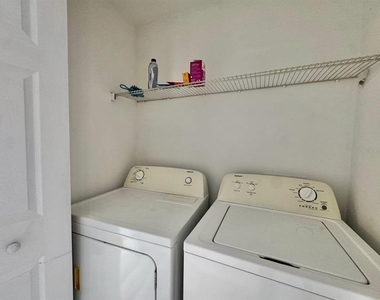 3212 E Emma Street - Photo Thumbnail 38