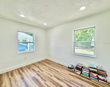 3814 W Tyson Avenue - Photo Thumbnail 18