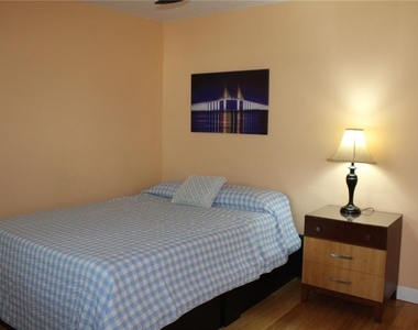 1813 Mariner Drive - Photo Thumbnail 5