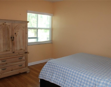 1813 Mariner Drive - Photo Thumbnail 6