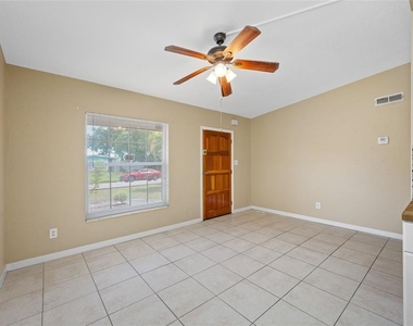 289 43rd Terrace Se - Photo Thumbnail 3