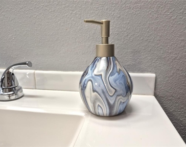 107 Windward Place - Photo Thumbnail 27