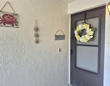 107 Windward Place - Photo Thumbnail 2