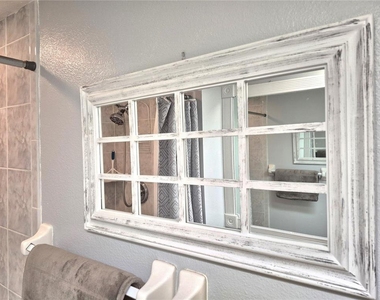 107 Windward Place - Photo Thumbnail 21