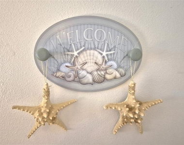 107 Windward Place - Photo Thumbnail 3