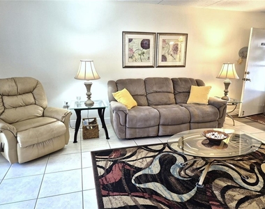 107 Windward Place - Photo Thumbnail 8