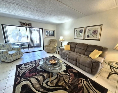 107 Windward Place - Photo Thumbnail 5