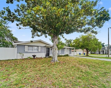 3528 Rock Royal Drive - Photo Thumbnail 2