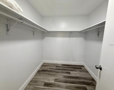 332 Avenue D Se - Photo Thumbnail 21