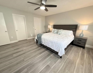 332 Avenue D Se - Photo Thumbnail 18