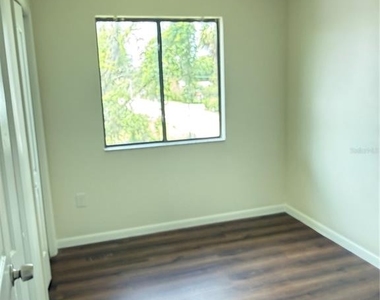 1322 Verona Street - Photo Thumbnail 12