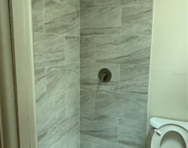 1322 Verona Street - Photo Thumbnail 8