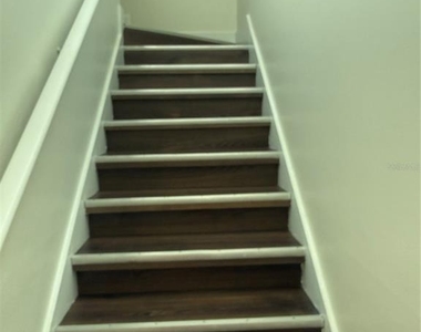 1322 Verona Street - Photo Thumbnail 7