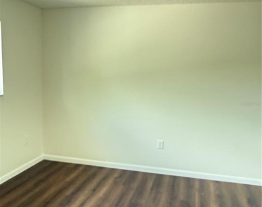 1322 Verona Street - Photo Thumbnail 10