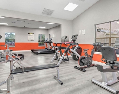 3032 Parkway Boulevard - Photo Thumbnail 15