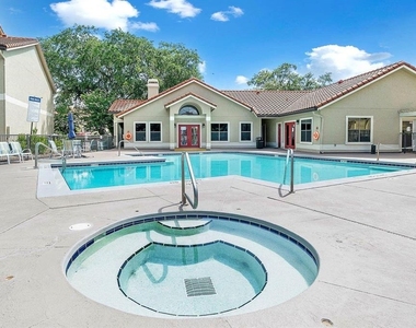 3032 Parkway Boulevard - Photo Thumbnail 17