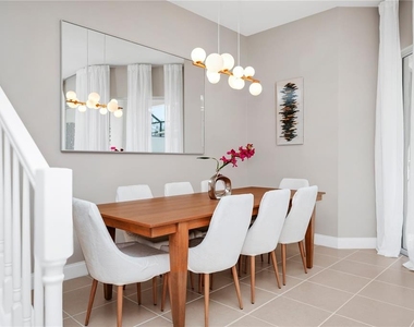 302 Captiva Drive - Photo Thumbnail 10