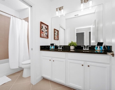 302 Captiva Drive - Photo Thumbnail 34