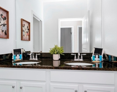 302 Captiva Drive - Photo Thumbnail 35