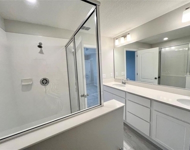 2890 Narcoossee Commons Way - Photo Thumbnail 16