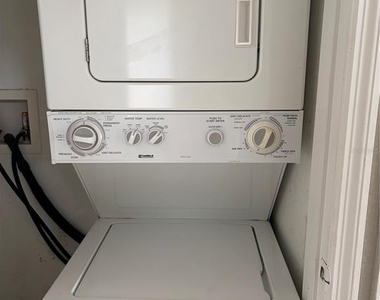 2610 Lodi Circle - Photo Thumbnail 10