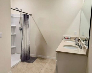 295 Taylor Groves Street - Photo Thumbnail 11