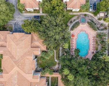 823 Camargo Way - Photo Thumbnail 22