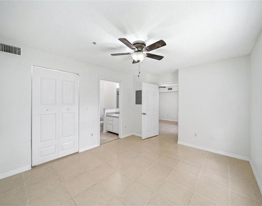 823 Camargo Way - Photo Thumbnail 9