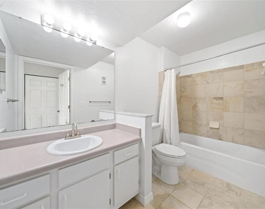 823 Camargo Way - Photo Thumbnail 14