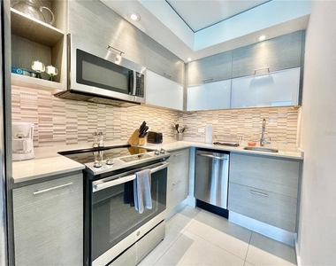 1511 Ponce De Leon Avenue - Photo Thumbnail 12