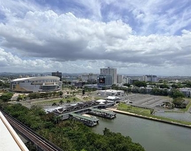 48 Av. Luis Muñoz Rivera Condo. Aquablue, Hato Rey - Photo Thumbnail 15