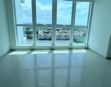 48 Av. Luis Muñoz Rivera Condo. Aquablue, Hato Rey - Photo Thumbnail 17