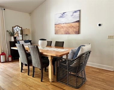 12595 Se Sunset Harbor Road - Photo Thumbnail 4