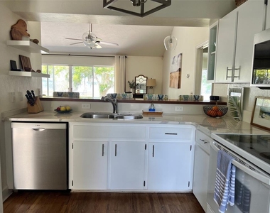 12595 Se Sunset Harbor Road - Photo Thumbnail 15