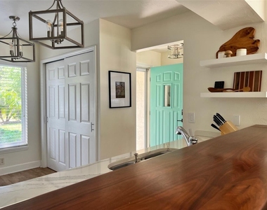 12595 Se Sunset Harbor Road - Photo Thumbnail 17
