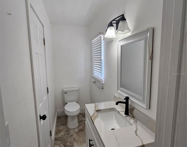 8198 Se 164th Place - Photo Thumbnail 18