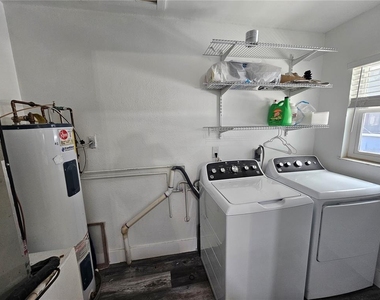 8198 Se 164th Place - Photo Thumbnail 8