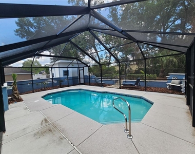 8198 Se 164th Place - Photo Thumbnail 27