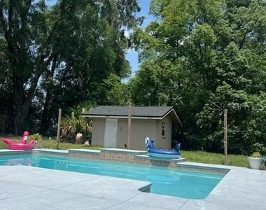 1231 Se 40th Court - Photo Thumbnail 21