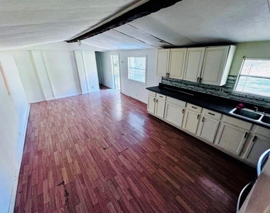 13330 Sw 9th Lane - Photo Thumbnail 1